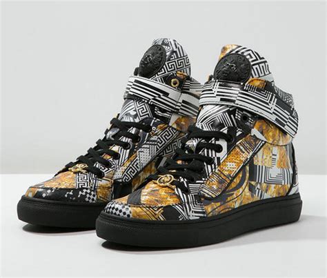 chaussure versus versace homme|Versace jeans men's.